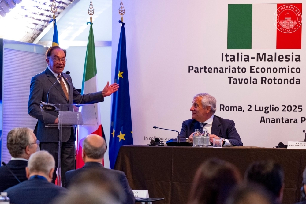 Strengthening maritime security: Malaysia purchase of Italian maritime patrol aircraft — Phar Kim Beng and Jitkai Chin