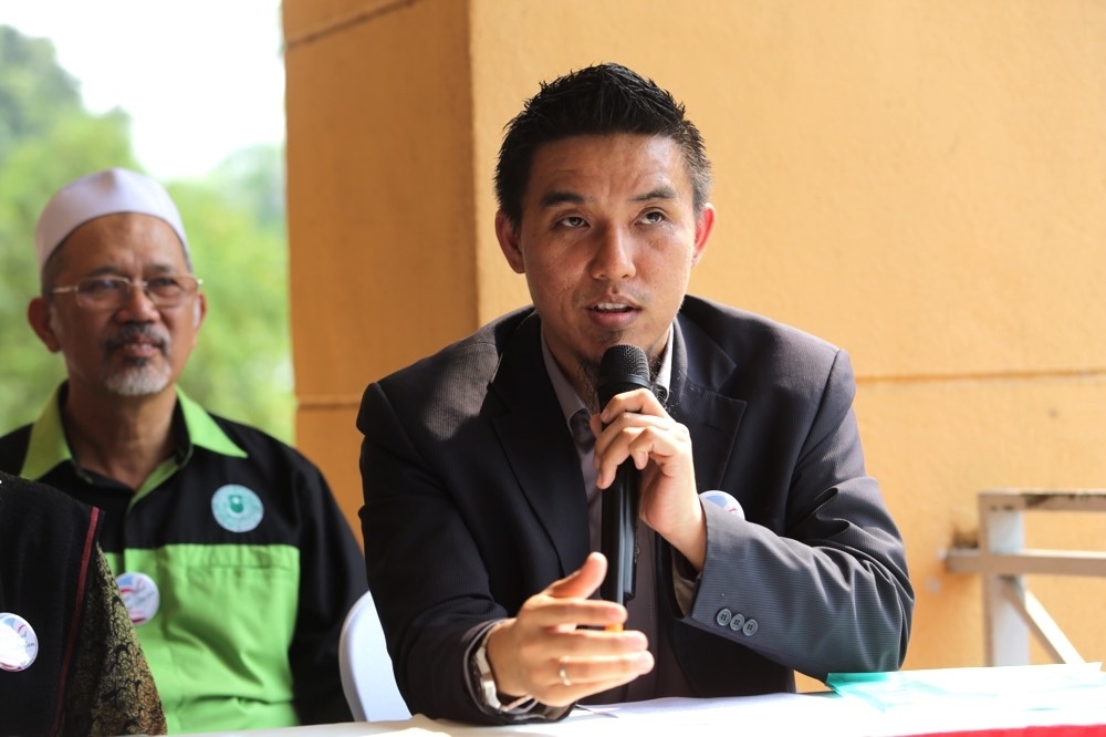 Parents win landmark ruling as court bans Muslim preacher Firdaus Wong's video on secret child conversions