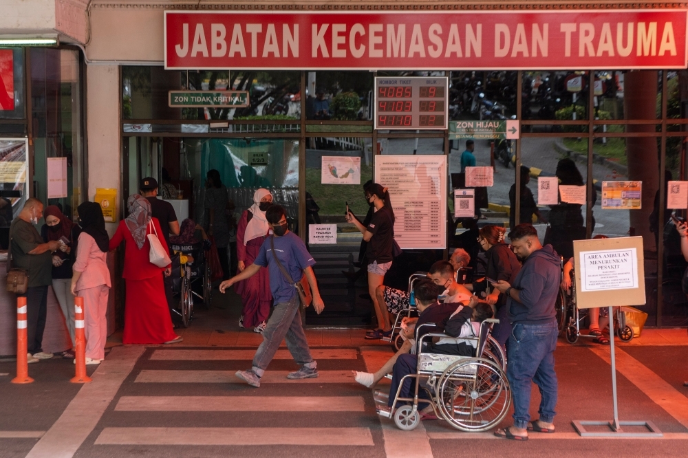 ‘Extraordinary' stress: Putrajaya lowers work week to 42 hours for emergency doctors, nurses, health assistants