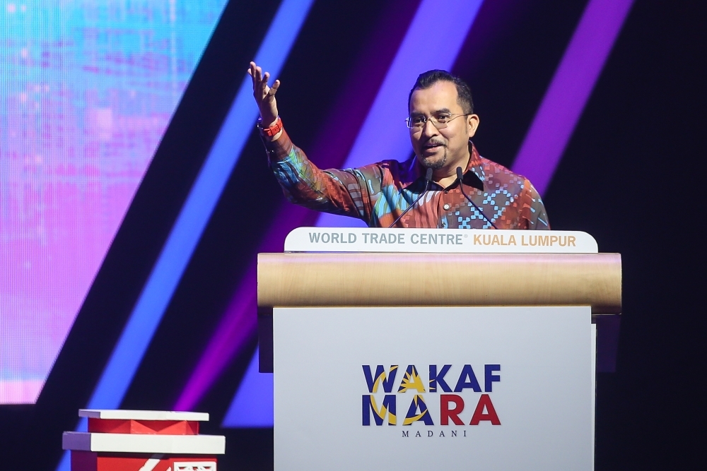 No power, broken toilets: MARA approves RM1.15m for Kubang Pasu MRSM repairs after parents complain (VIDEO)
