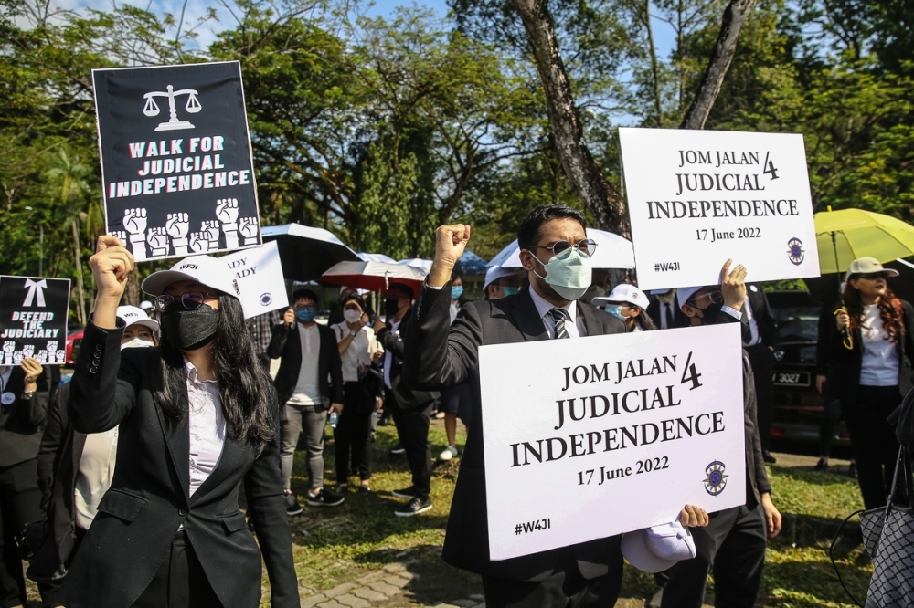 Why Malaysia's lawyers march in sun or rain, and what to expect today