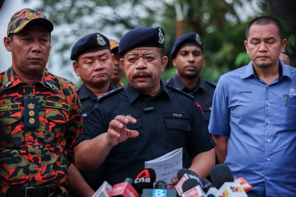 Cops seize cannabis and ketamine after arresting foreigners, college students in Subang Jaya private party