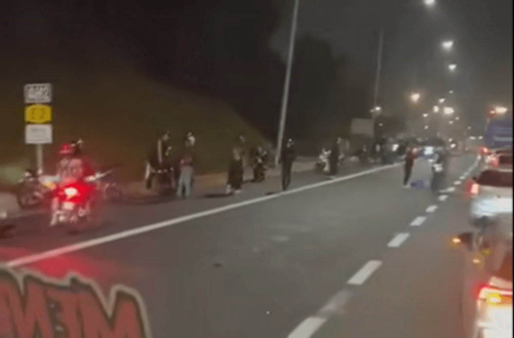 Police: Bikers in deadly Seremban convoy pile-up hit themselves