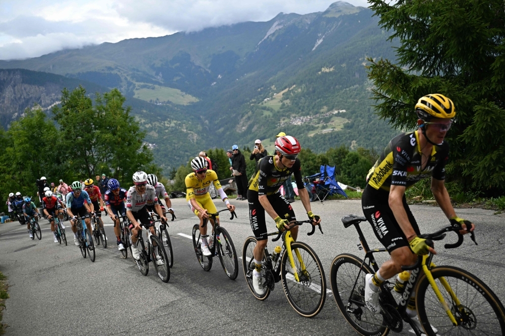 Tour de France reroutes Alpine stage as farmers cull herd infected with cattle disease