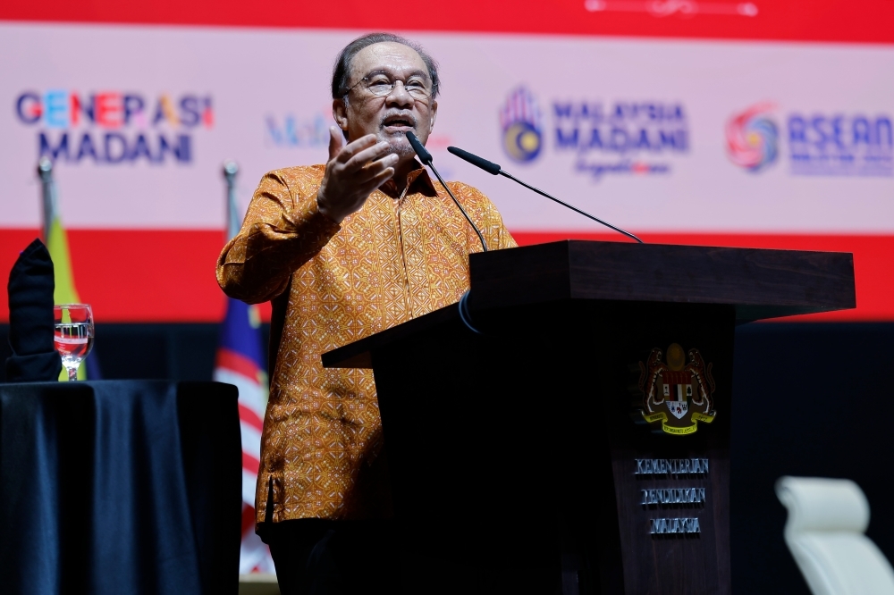No charges for Dr Mahathir on Batu Puteh, Anwar says Cabinet made call, not AG
