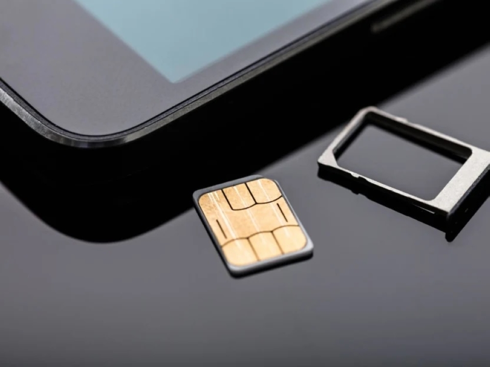 Singapore cops probe 44 over SIM card fraud linked to scams, vice