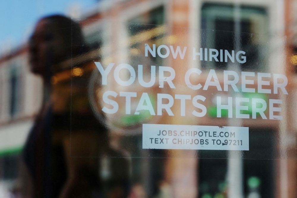Trump orders firing of US official as cracks emerge in jobs market