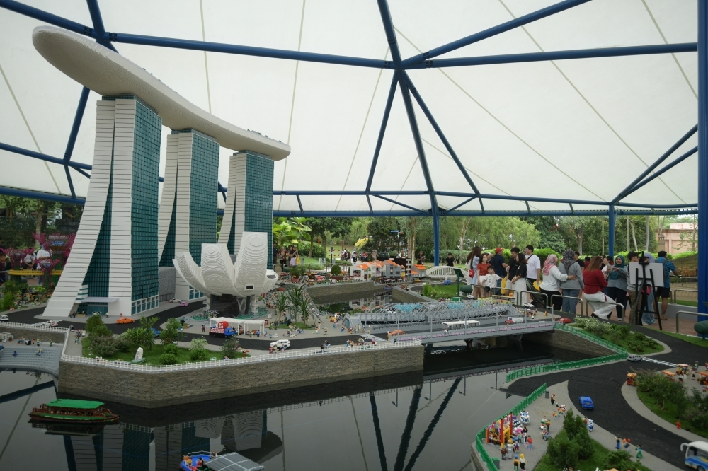 Legoland Malaysia's new Miniland Singapore drops just in time for Visit Johor Year 2026 (VIDEO)