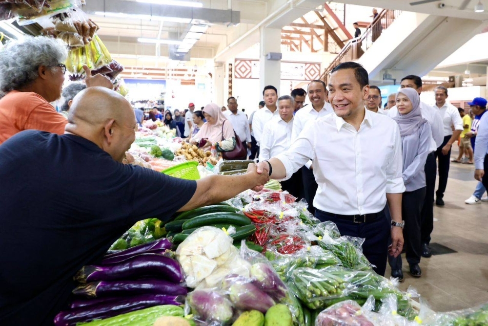 Johor eyes Singapore's hawker model to boost local market standards
