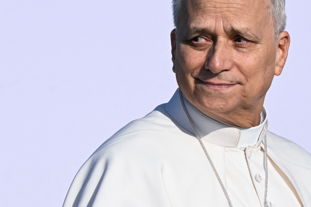 Pope Leo draws one million for final mass at Rome youth jubilee, calls for peace over war