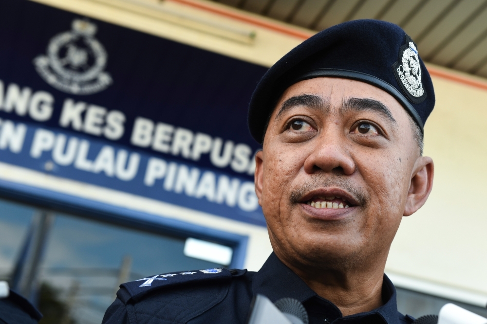 Police: Indonesian man dies in custody after attacking Penang officer, trying to grab gun