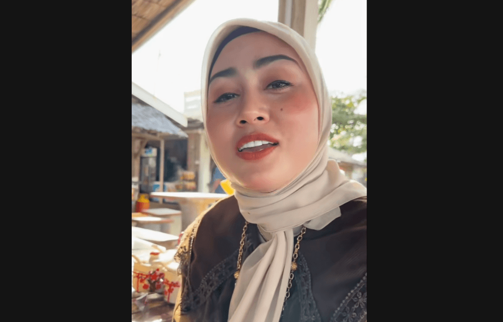 Dikir barat singer Eda Ezrin walks free after Thai court clears drug charges