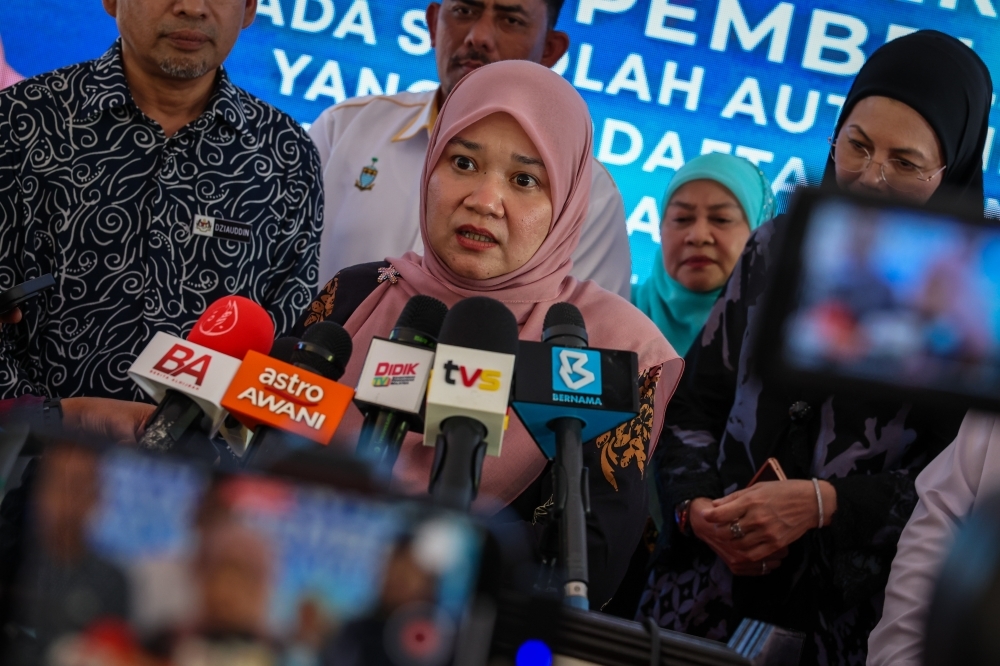 Fadhlina says boarding schools still safe after Bung Moktar's accusation, pledges tougher anti-bullying measures