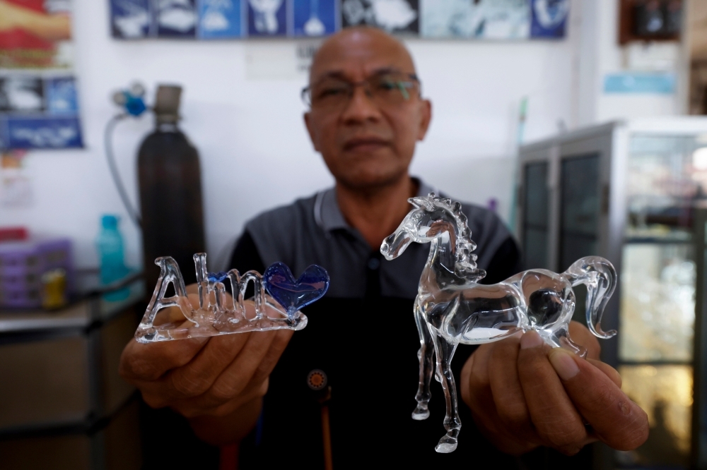 From ‘mat rempit' to master: Terengganu's last glass craftsman keeps tradition alive