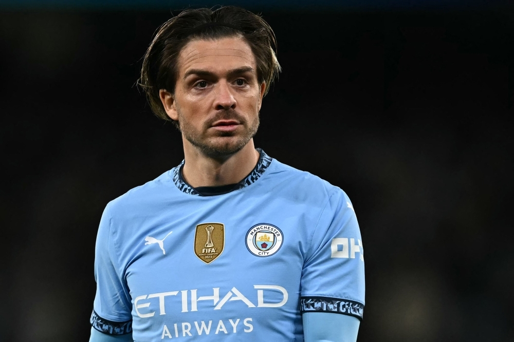 Grealish to join Everton on loan after falling out of favour at Man City
