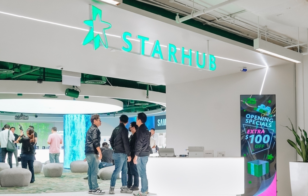 StarHub seals S$105m MyRepublic buyout as Keppel strikes S$1.43b M1 deal with Simba in telco shake-up