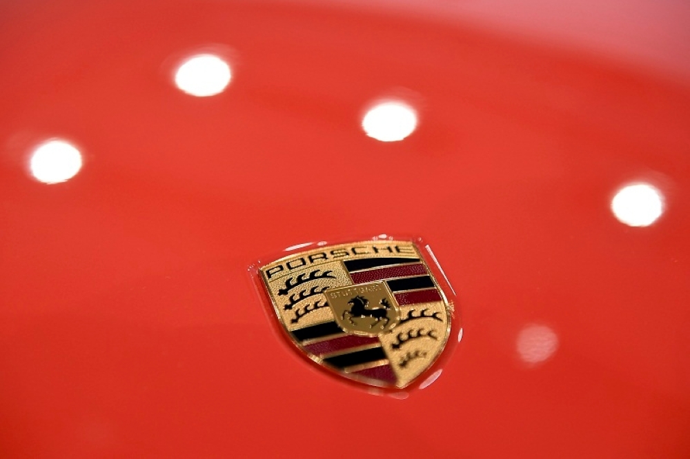 Melaka JPJ seizes RM6m worth of luxury vehicles from Bentley, Porsche to Toyota Alphard