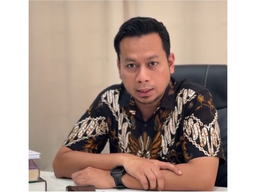 Terengganu Umno Youth apologises for wrong ‘Jalur Gemilang' in Facebook post, says designer was affected by inverted flag saga