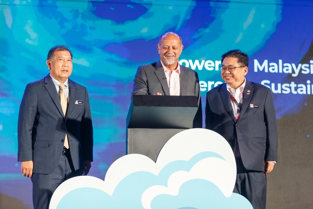 From accident response to crime prevention, Gobind says Malaysia's cloud policy set to transform public services