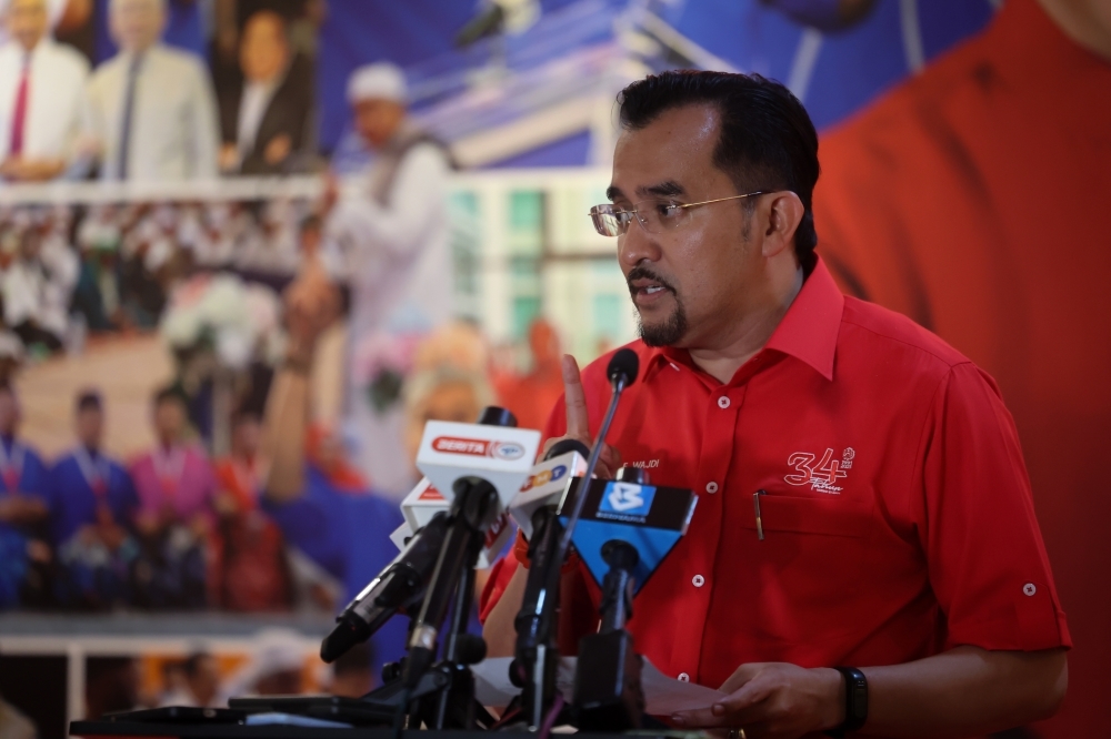 Citing strain to relationship, Umno to deliver protest note against coalition allies poaching its members