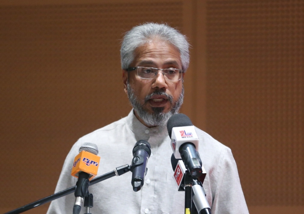 Waytha Moorthy's legal bid to disqualify Anwar as PM and MP is baseless, AGC says, citing full royal pardon