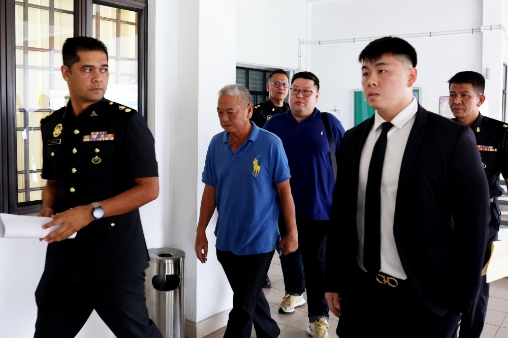 Tyre company, directors charged for using fake Sirim stickers on 107 retreaded tyres