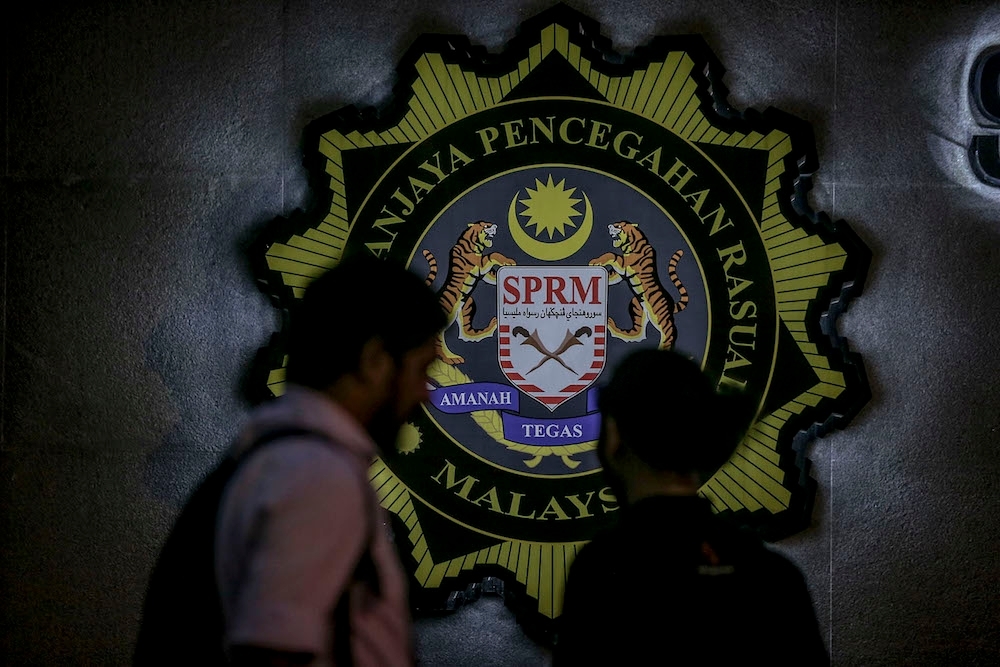 MACC widens probe into online media company after two journalists with military background arrested in smuggling ring