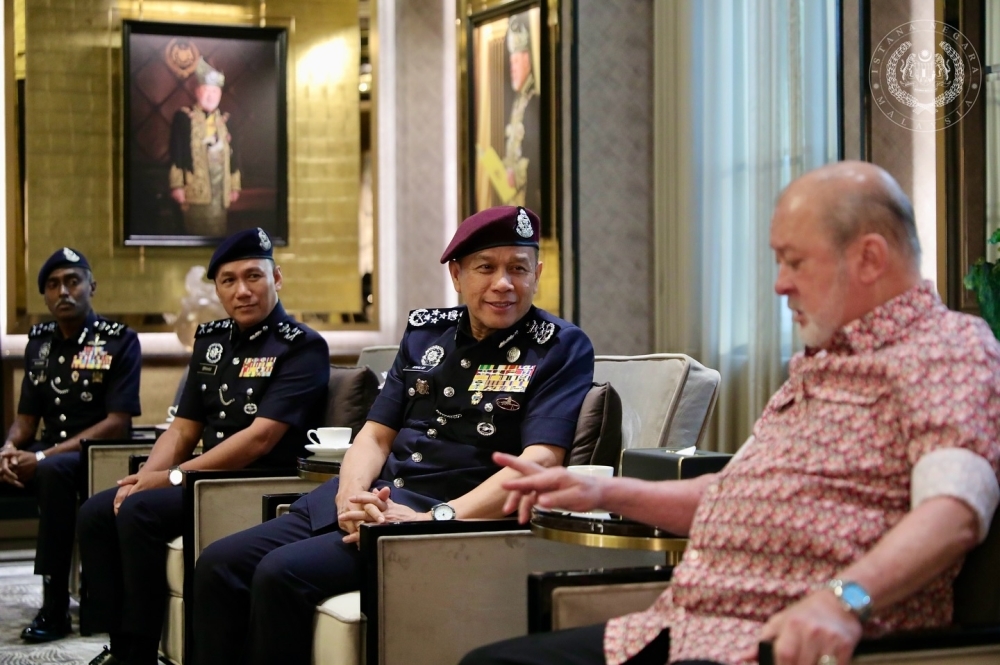 King receives IGP Khalid Ismail, top PDRM officials in first audience on security matters