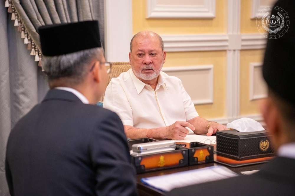 King decrees nationwide anti-bullying campaign starting in primary schools