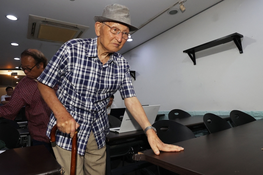 After decades in jail, six elderly ex-spies ask to defect to North Korea