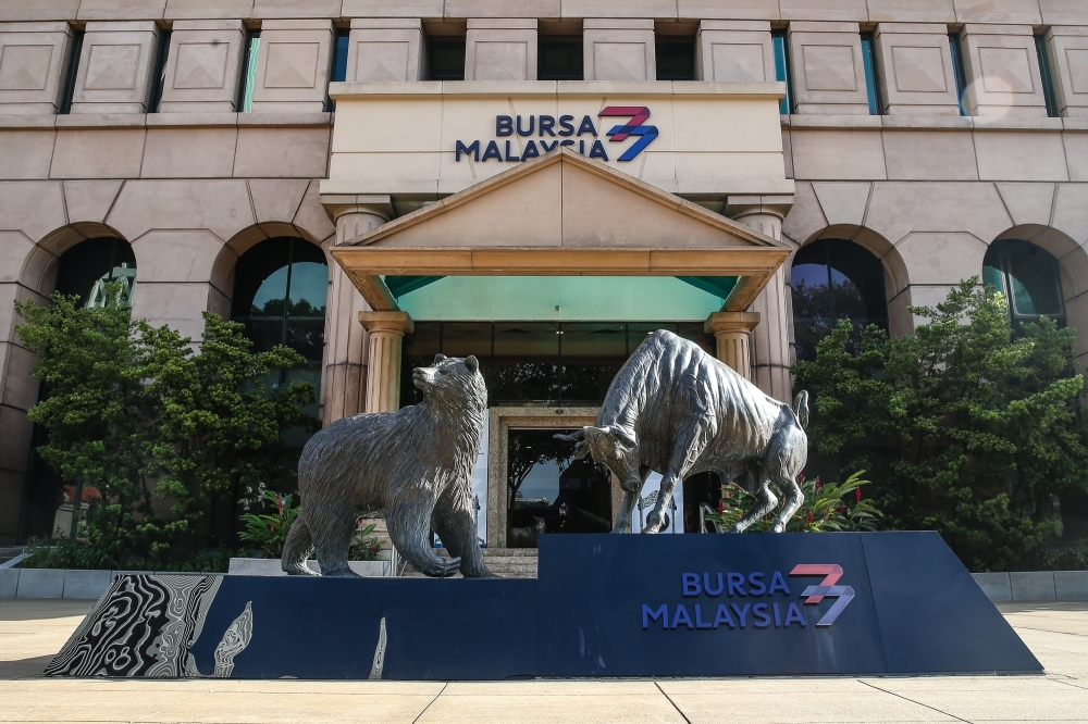 Bursa extends gains, KLCI edges nearer to 1,600 mark