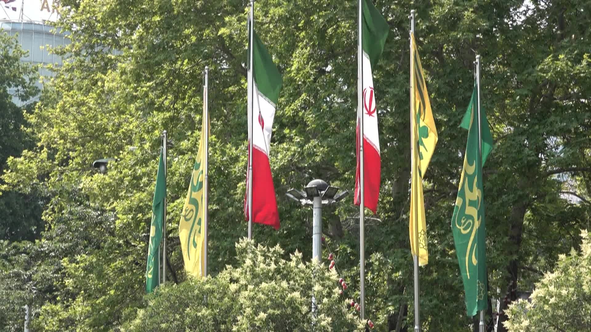 العدو الصهيوني يستهدف منشآت مدنية وطبية واقتصادية في إيران