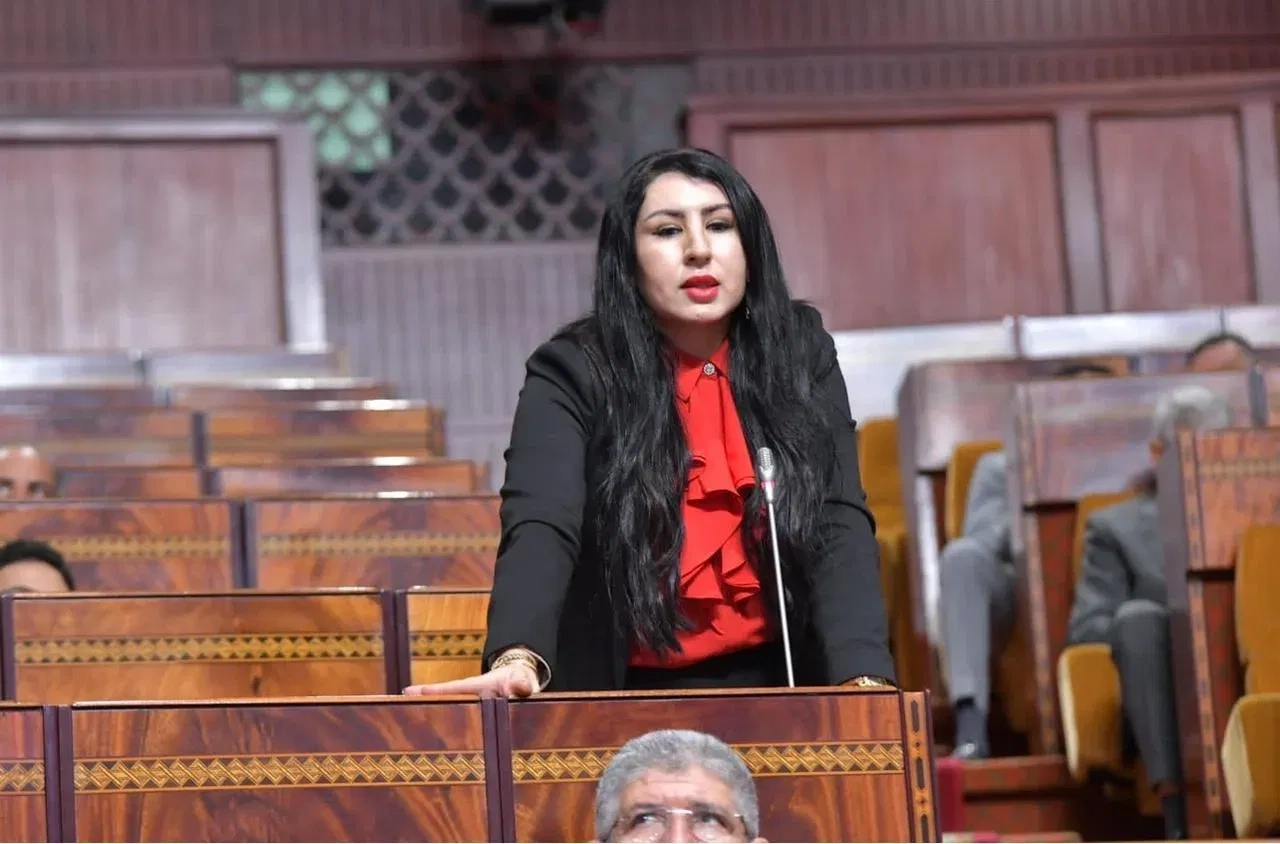 اتركين برلمانية مراكش تطالب وزير الصحة بالتحرك لوقف 'فوضى' دورات 'الكيروبراكتيك' غير المرخصة