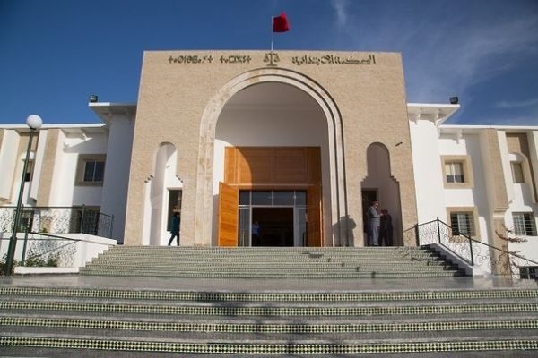 قلعة السراغنة.. السجن النافذ سنة واحدة في حق متابع في قضية ابتزاز إلكتروني وتحرش بقاصر