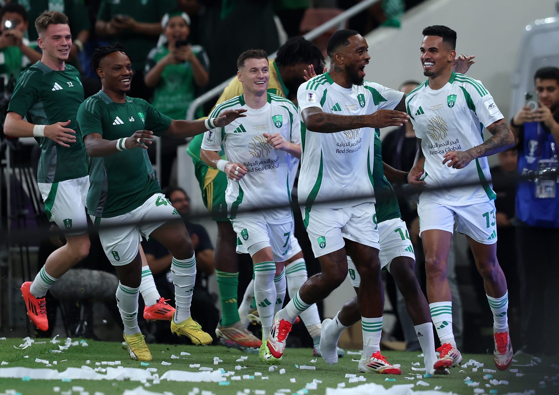 أهلي جدة يصنع التاريخ ويتوج بطلًا لنخبة آسيا
