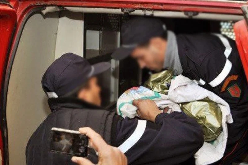العثور على رضيعة متخلى عنها قرب حاوية للأزبال يستنفر المصالح الأمنية