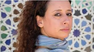 تأجيل محاكمة ابتسام لشكر المتهمة بالإساءة للدين الإسلامي