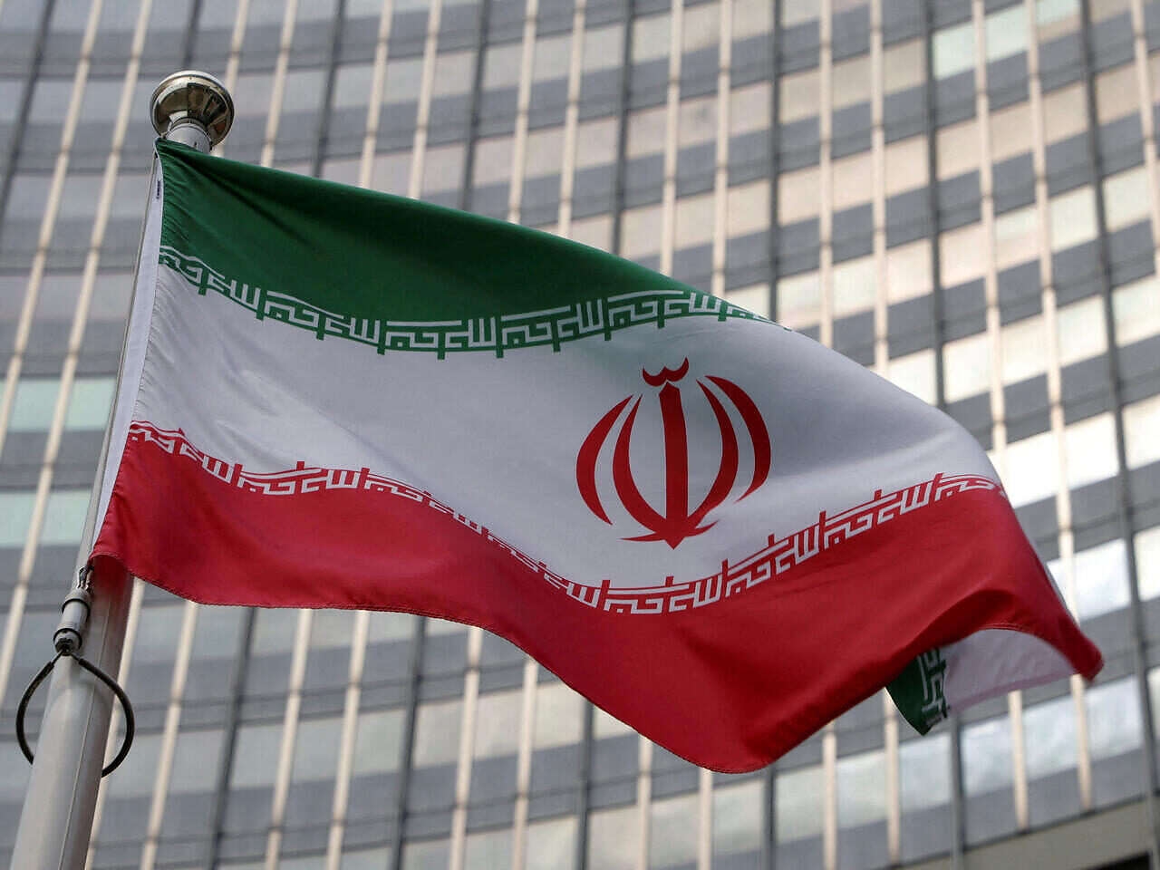 إيران تلوّح بنقل اليورانيوم للخارج مقابل صفقة.. ومبادرة نووية إقليمية على الطاولة