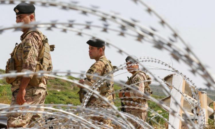 الجيش اللبنانى يفكك أحد أضخم معامل الكبتاجون فى بعلبك