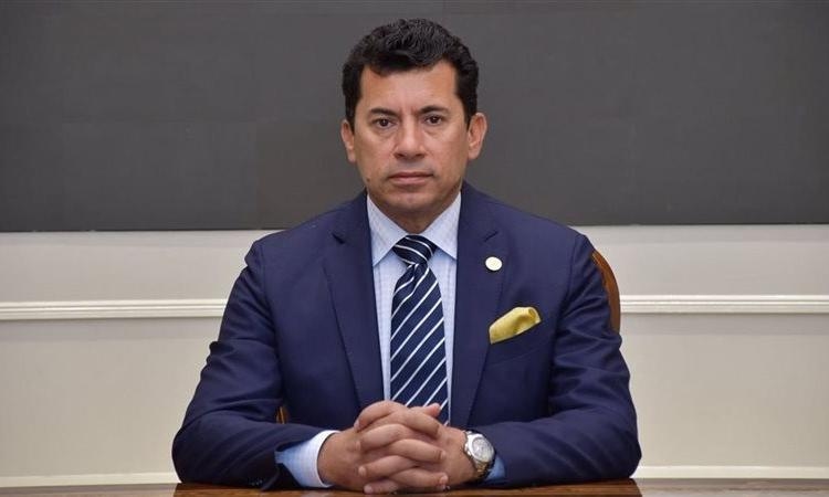 وزير الرياضة يهنئ الخماسي الحديث بعد سيطرتهم على بطولة العالم للناشئين