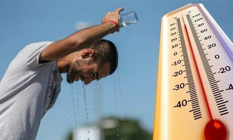 الأرصاد: غدا طقس شديد الحرارة رطب نهاراوالعظمى بالقاهرة 37