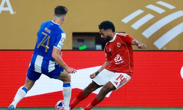 الشحات: غياب التوفيق وراء التعادل أمام بورتو.. وشكرا لجماهير الأهلي