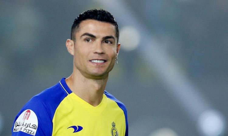 رونالدو يقود مفاوضات النصر السعودي لضم "جرينوود" لاعب مارسيليا