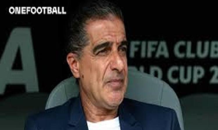 بوتافوجو يقيل مدربه ريناتو بايفا بعد الخروج من مونديال الأندية