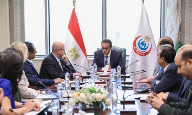 وزير الصحة يستقبل وفد "الصحة العالمية"