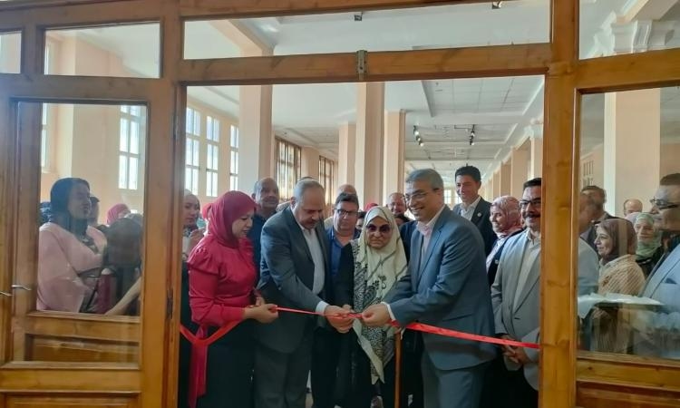 بالصور.. افتتاح مكتبة متحف المركبات الملكية ببولاق