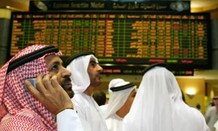 تباين مؤشرات البورصات الخليجية بسبب تذبذبات الأسواق الإقليمية والعالمية