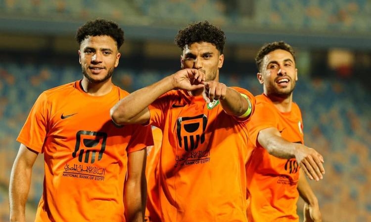 طعيمة: الأهلي سيعوض رحيل وسام.. وكل اللاعبين على قلب رجل واحد