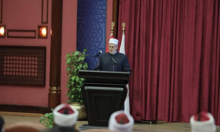 د. الضويني: ملف الطلاب الوافدين يحظى بأولوية قصوى لدى شيخ الأزهر