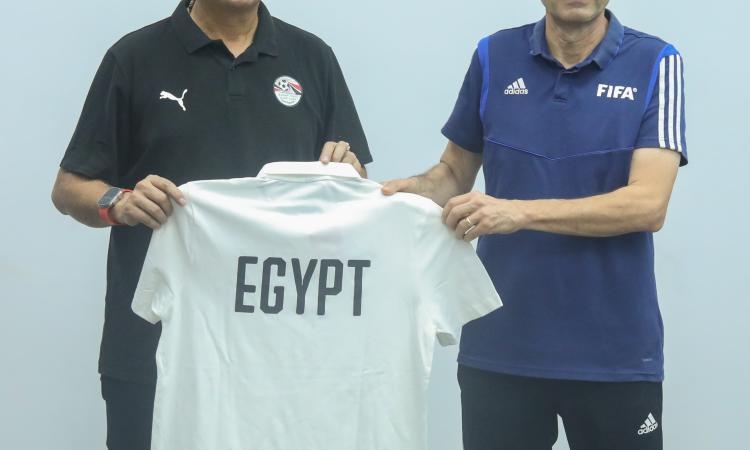انطلاق المرحلة الثالثة من معسكر تدريب حكام VAR بحضور أوسكار رويز